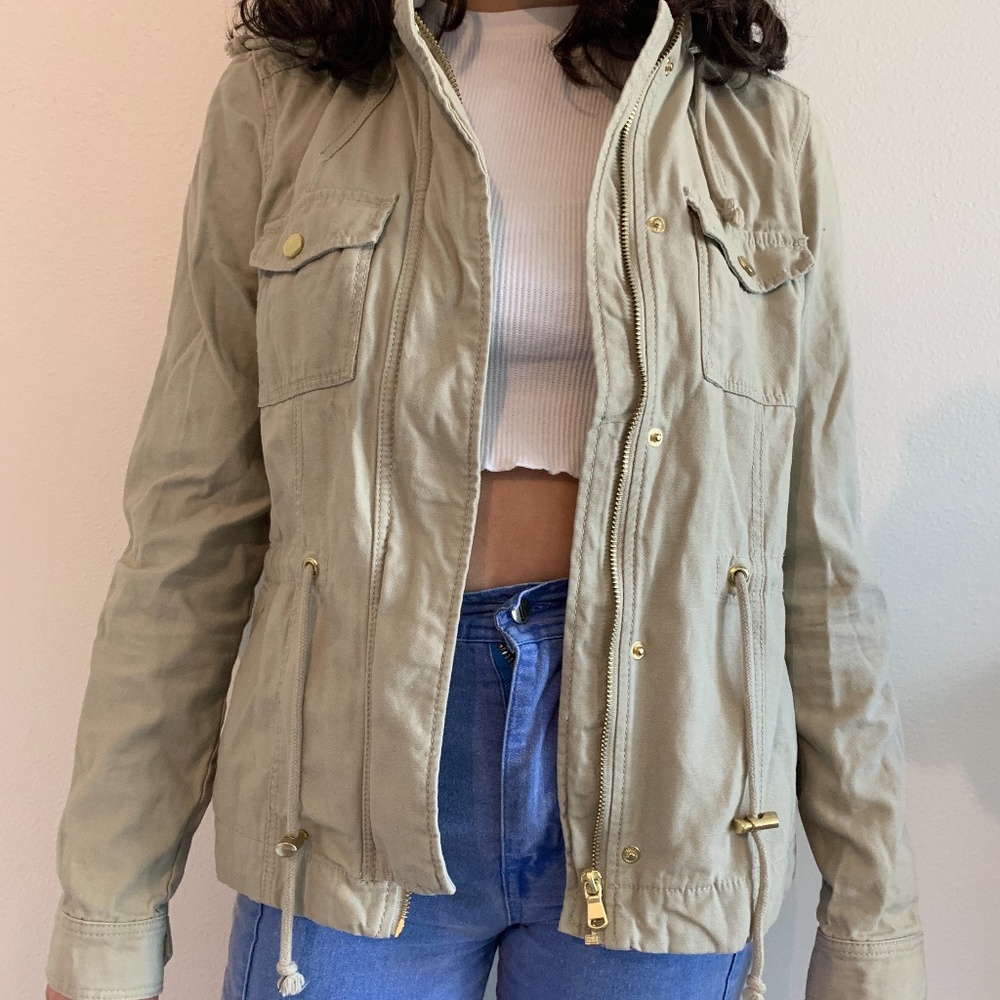 Beige H&M cargo jacket